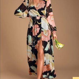 Lulu’s Floral maxi dress with slit